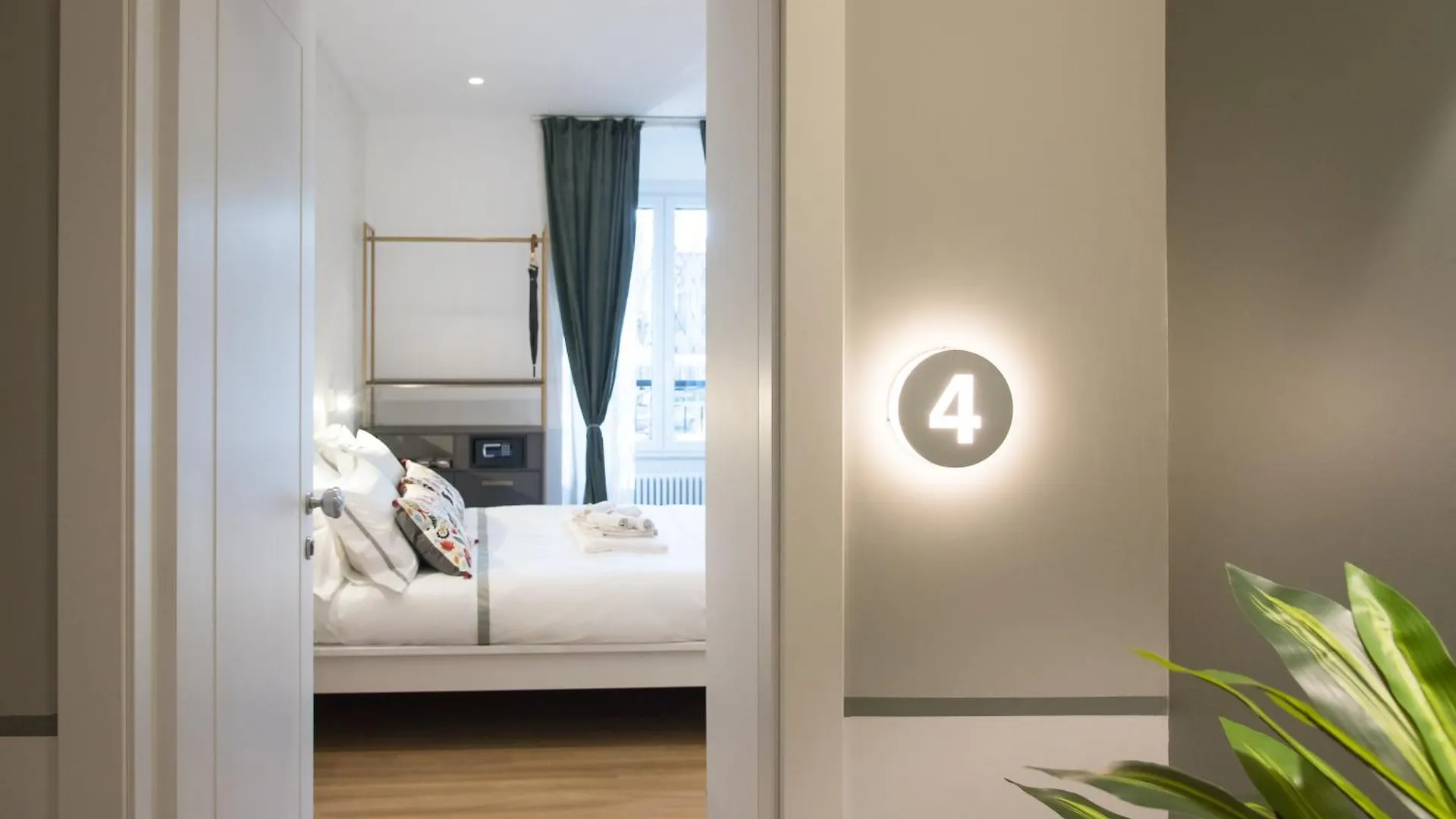 Colosseum Suites By Glen Rom 0*,  Italien